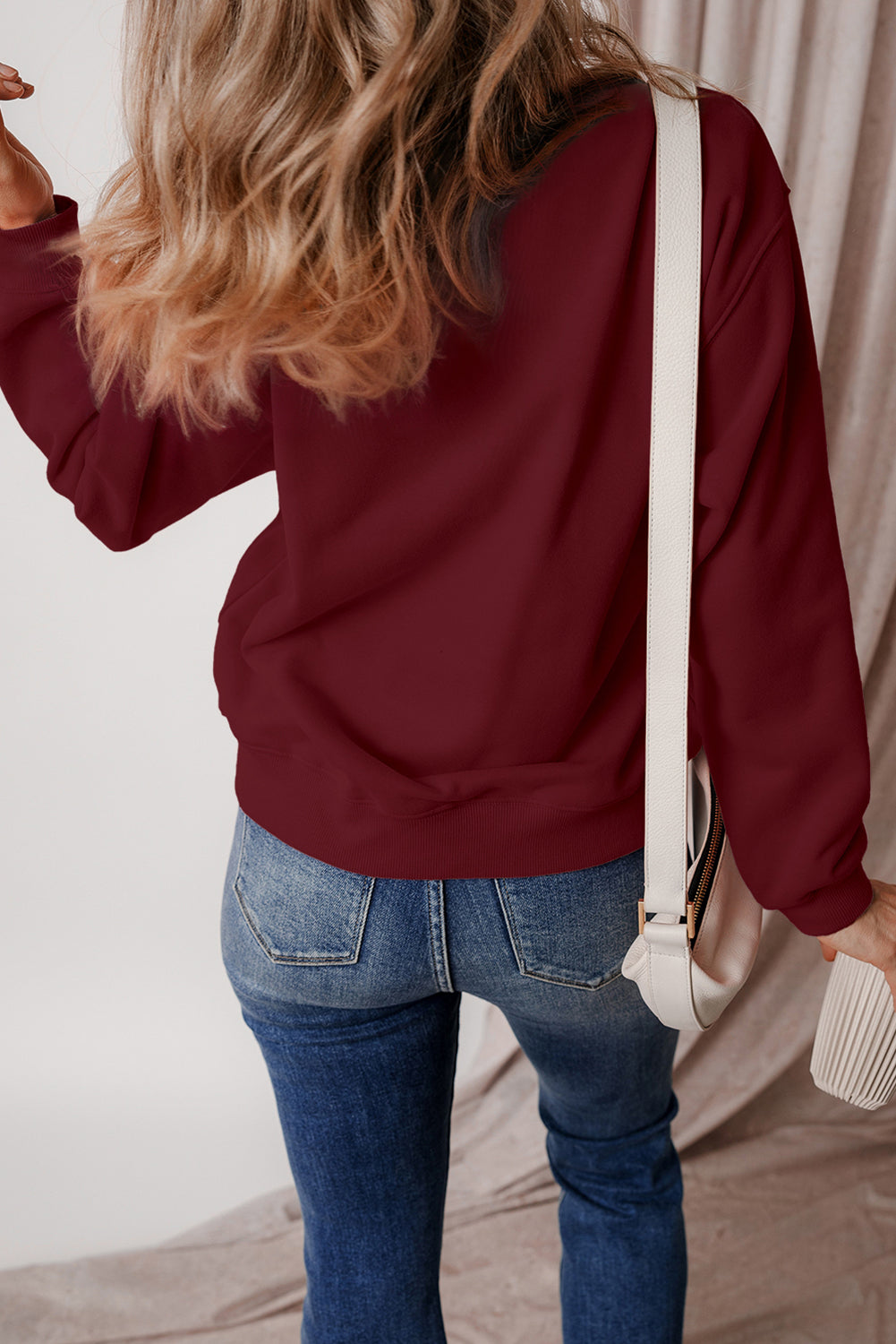 Round Neck Long Sleeve Sweatshirt